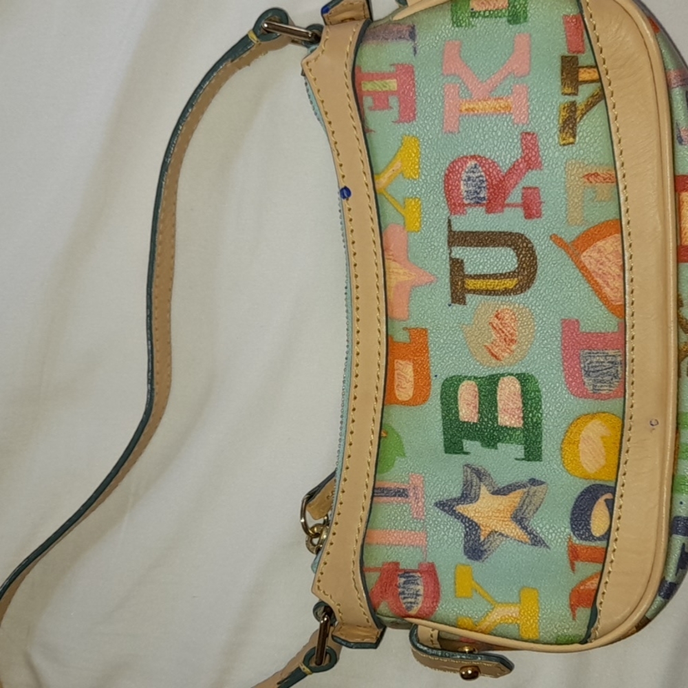 Dooney & Bourke purse